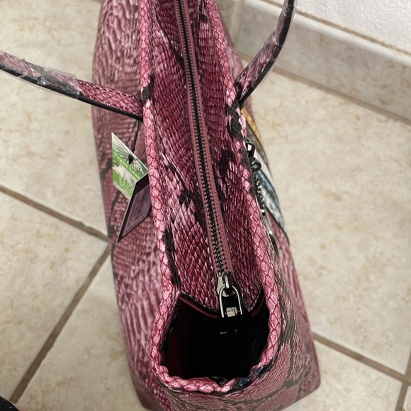Badgley Mischka Tote with snake print - NWT! - Picture 5 of 12